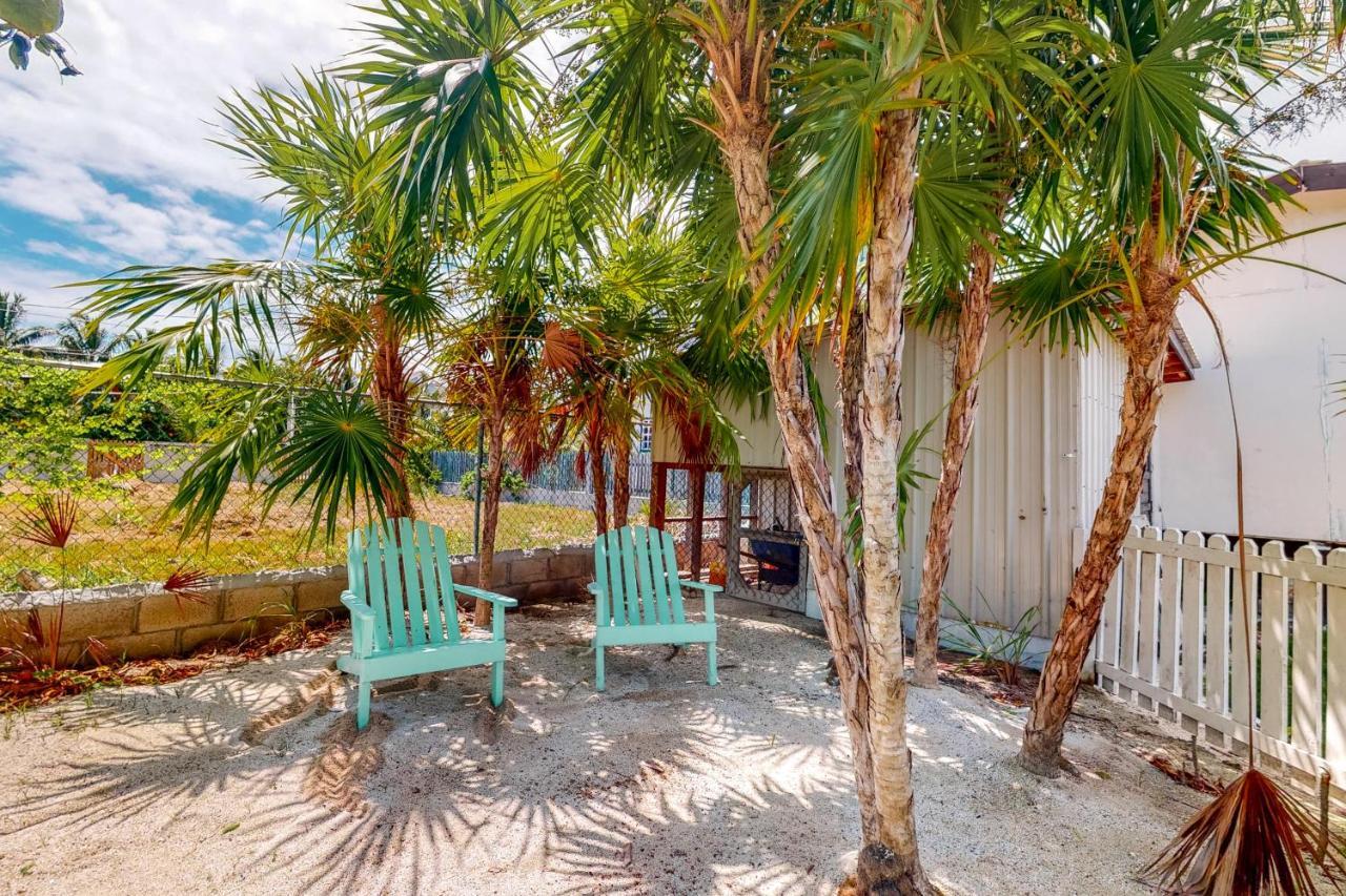 Almond Tree 3 At Island Cabanas Gold Standard Certified Cayo Caulker Exterior foto